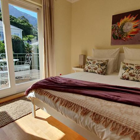 On Pinewood Guest House Kaapstad Buitenkant foto