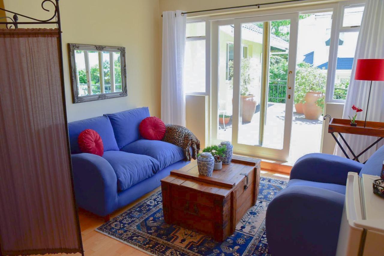 On Pinewood Guest House Kaapstad Buitenkant foto